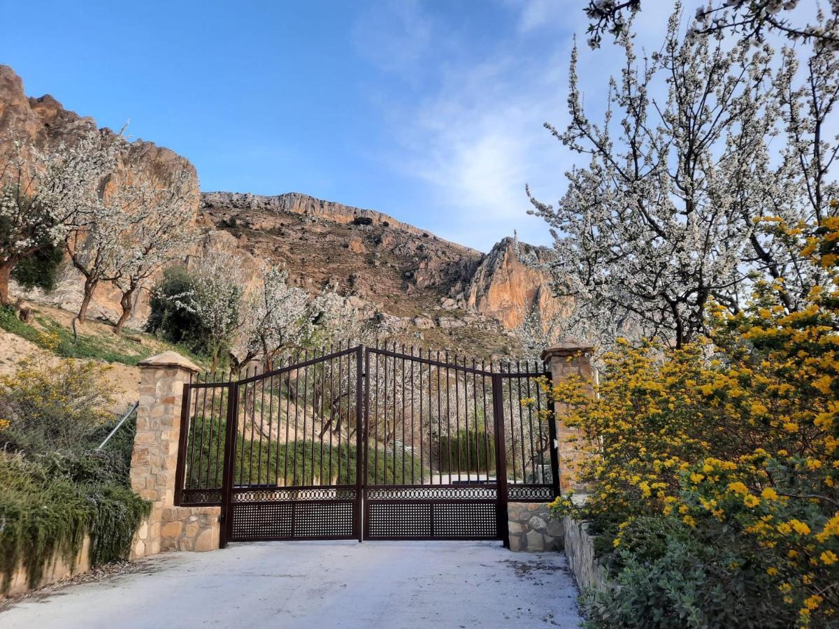 Cortijo El Chorreadero En Parque Natural Sierra De Cazorla Villa Los Rosales  Exterior photo